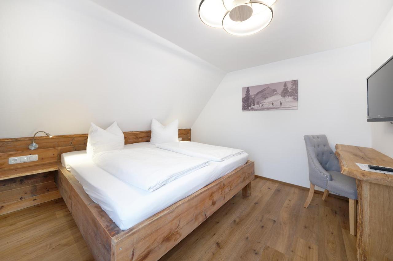 Hotel garni Alpengruss Garmisch-Partenkirchen Bagian luar foto
