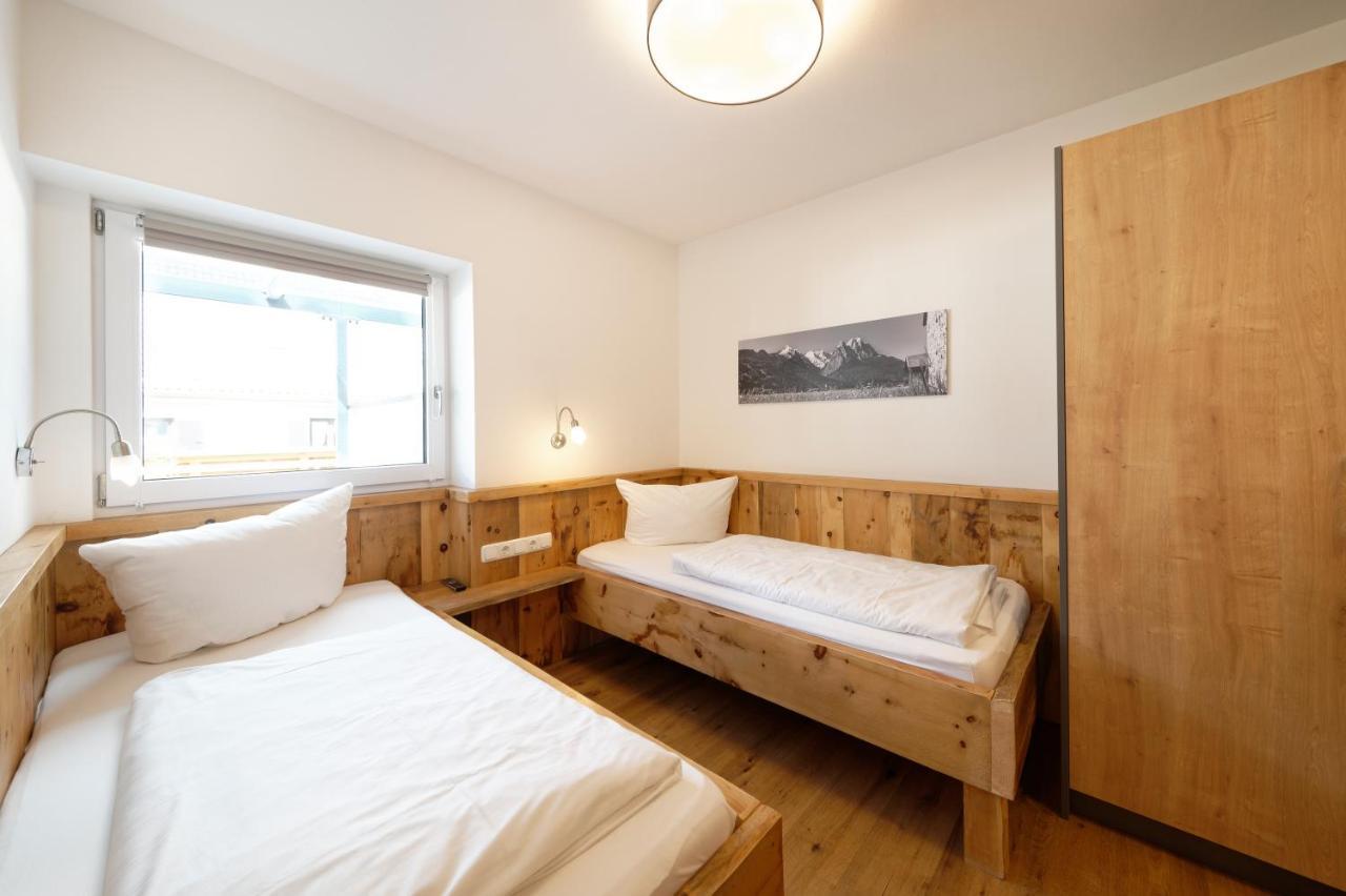 Hotel garni Alpengruss Garmisch-Partenkirchen Bagian luar foto